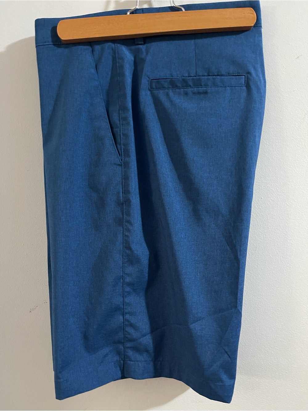 Men's Blue PGA Tour Golf Shorts Size Medium